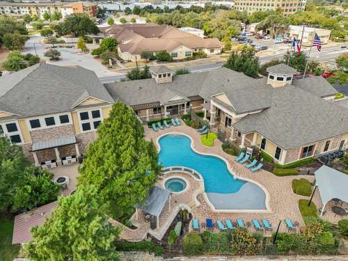 S Bed Las Brisas Apartment Homes 82